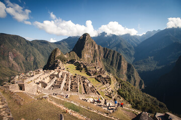 Machu Picchu Ruinen Inca Stadt mit Bergen im Hintergrund