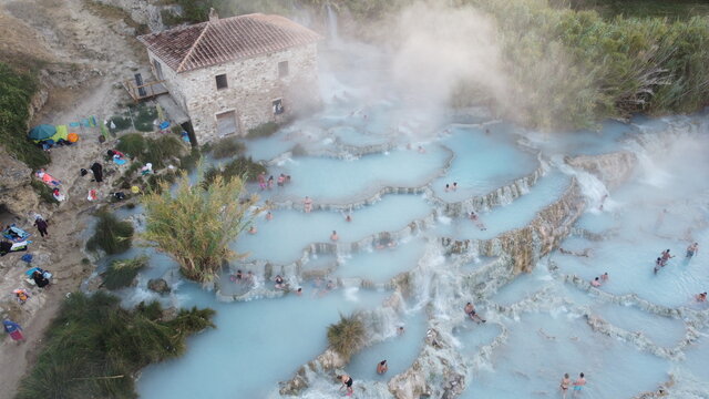 Terme di Saturnia Cascate del Gorello
