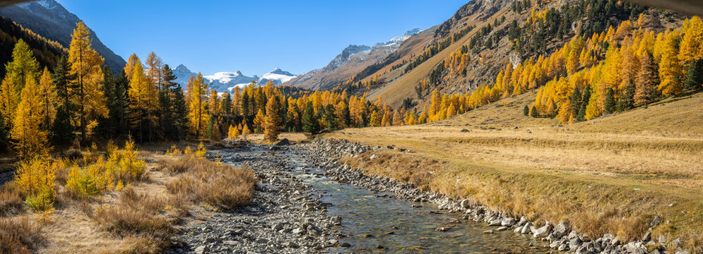 Roseg Tal im Engadin, Schweiz, im Herbst