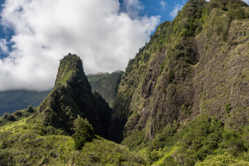 Scenic Ian Needle vista, West Maui mountains, Hawaii