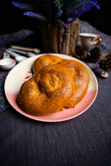 Pretzels, traditional German food, crunchy, salty, low carb, keto version