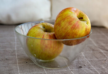 apples in a bowl