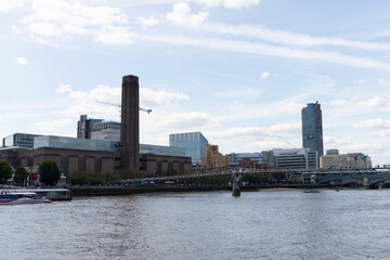 view of London city, monuments, parks and buildings