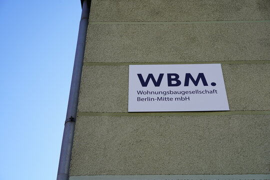 Die WBM Wohnungsbaugesellschaft Berlin-Mitte mbH am Prenzlauer Berg in Berlin am 28.10.2021