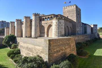 Fototapeta premium Zaragoza, Spain - 23 Oct, 2021: Exterior walls of the Palacio de la Aljaferia, Zaragoza