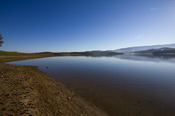 Fototapeta na wymiar beautiful calm lake called rezervuari i roskovecit, albania