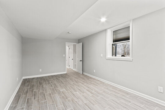 empty room with window