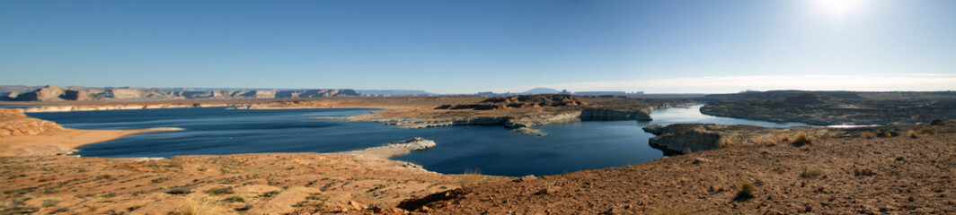 Fototapeta na wymiar Lake Powell in Arizona