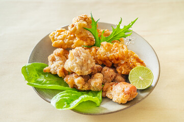 鶏のからあげ