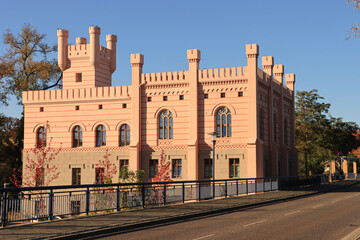 Fototapeta na wymiar Potsdam-Nedlitz; Historisches Fährhaus an der Nedlitzer Nordbrücke