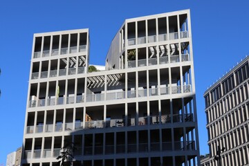 Immeuble d'habitation moderne dans la zone d'am&eacute;nagement des Girondins, quartier de Gerland, ville de Lyon, departement du Rhone, France