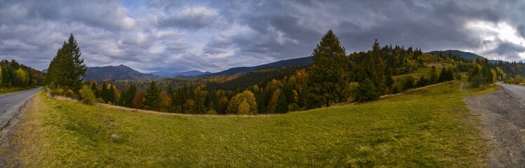 Fototapeta na wymiar panoramic view, on the autumn landscape in the mountains