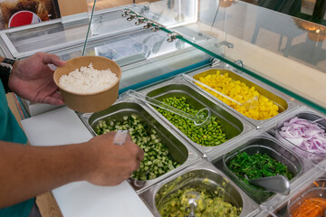 Preparación de un Poke para llevar