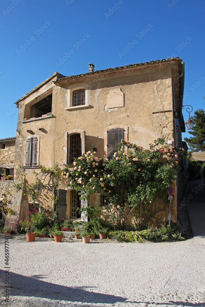 Wall mural Oppède le vieux, Luberon	