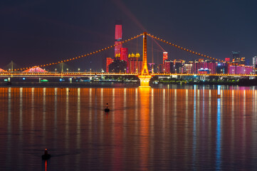 Fototapeta na wymiar Scenery of the Yingwuzhou Yangtze River Bridge in Wuhan, Hubei, China
