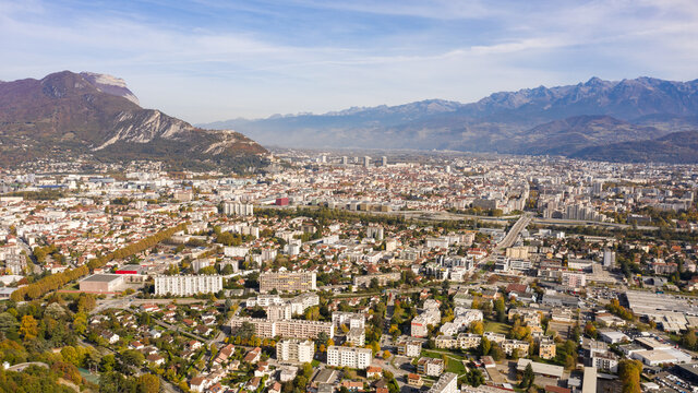 Grenoble depuis les hauteurs de Fontaine