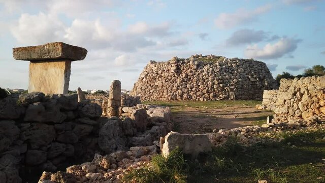 Video with movement approaching a megalithic structure in the talayotic town of Trepuc&oacute; on the island of Menorca, Spain.	