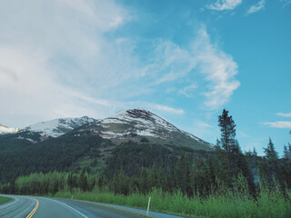 road to the mountains