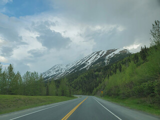 road to the mountains