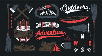 Obraz premium Vintage retro hiking camping outdoor adventure logo icon element set