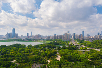 Obraz premium Wuhan city skyline scenery in Hubei, China