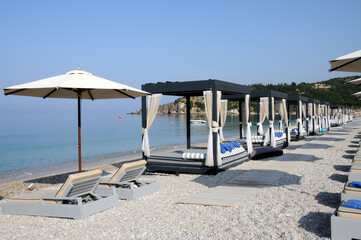 Sonnenschutz an der albanischen Riviera