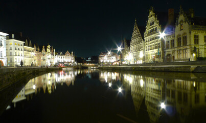 Fototapeta na wymiar Night view of main canal in Gent, Belgium 