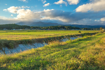 アニメ風な田舎の風景