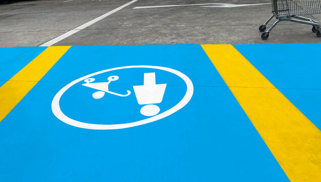 Parking sign for baby stroller at shop or suppermarket with shopping cart , parking sign for women with children,
