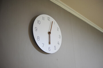 simple wall clock