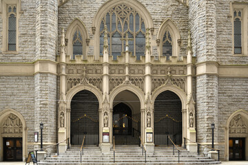 Fototapeta na wymiar St. John Evangelist Catholic Church (1832). Main entrance. Philadelphia, Pennsylvania