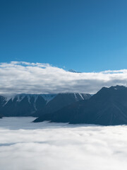 Fototapeta na wymiar Plateau natural scenery, Gongga Snow Mountain in the sea of clouds