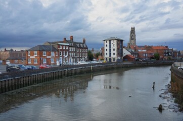 Fototapeta na wymiar view of an English town on the river