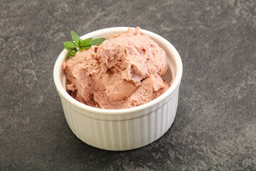 Liver pate in the bowl