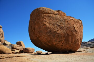 Steinkugeln im Erongo Gebirge (Bull`s Party) in Namibia.
