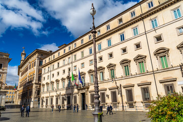 Fototapeta na wymiar Roma, i palazzi della Politica: Montecitorio, Palazzo Chigi e il Quirinale