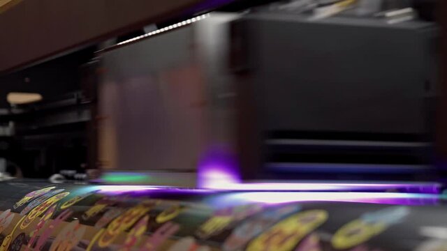 Large format high speed industrial ultraviolet printer for printing promotional products