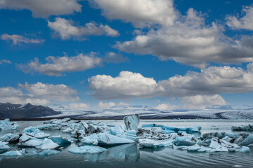 Fototapeta na wymiar Detail of the frozen Jokursarlon lake among giant ice, iceland