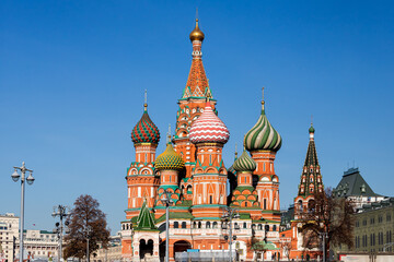 Fototapeta na wymiar St. Basil's Cathedral ancient architecture on Red Square in Moscow City