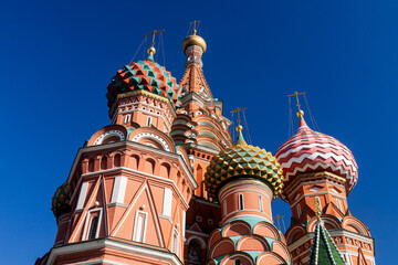 Fototapeta na wymiar St. Basil's Cathedral in Moscow. Cathedral built in the sixteenth century in the ancient russian style