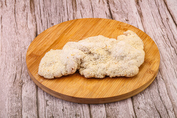 Raw meat schnitzel for roast