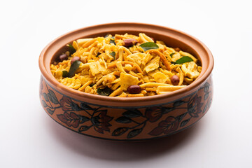 Farsan chivda or bombay mix