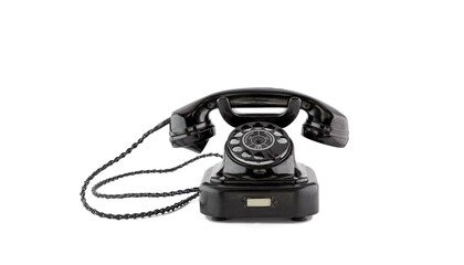 Altes Telefon mit weißen Hintergrund