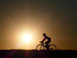 サイクリストのシルエット２