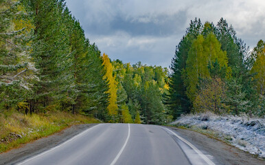 Naklejka premium Трасса Миасс-Златоуст