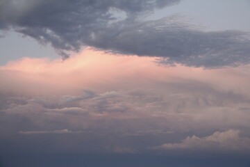 Mar Mediterráneo en un día soleado de verano.