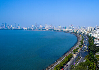 Fototapeta premium Aerial view of marine drive Mumbai