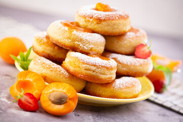 donuts with marmalade and fruits