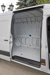 Open Side Door Van © markobe