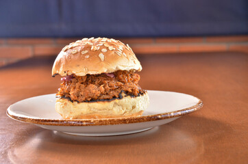 Mexican  Hamburger Pulled Pork With Wood Bottom